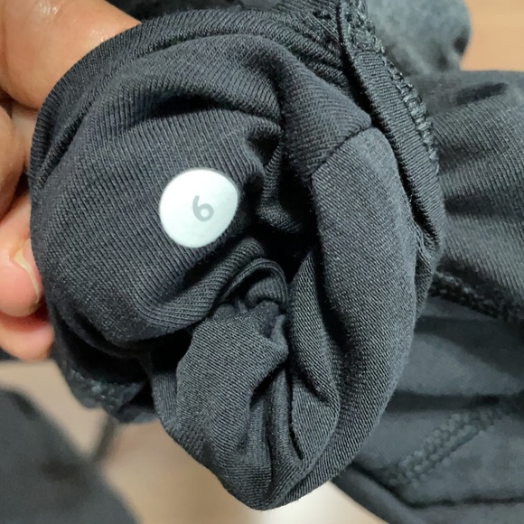 Lululemon Coast Wrap Sweater Jacket Size 6 - Picture 6 of 7